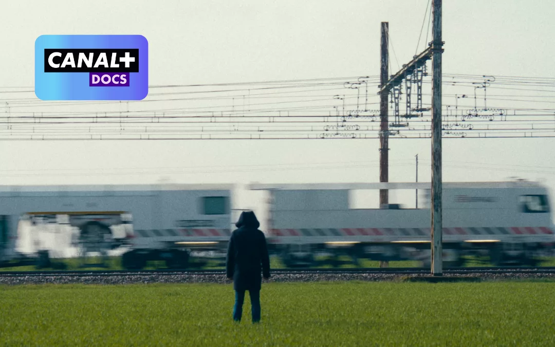 SUZY VS GROS LOUP - MENACE SUR LES RAILS