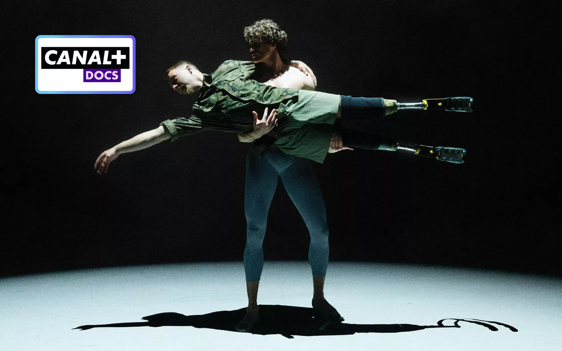 PREMIER RANG - DANSER POUR RÉSISTER