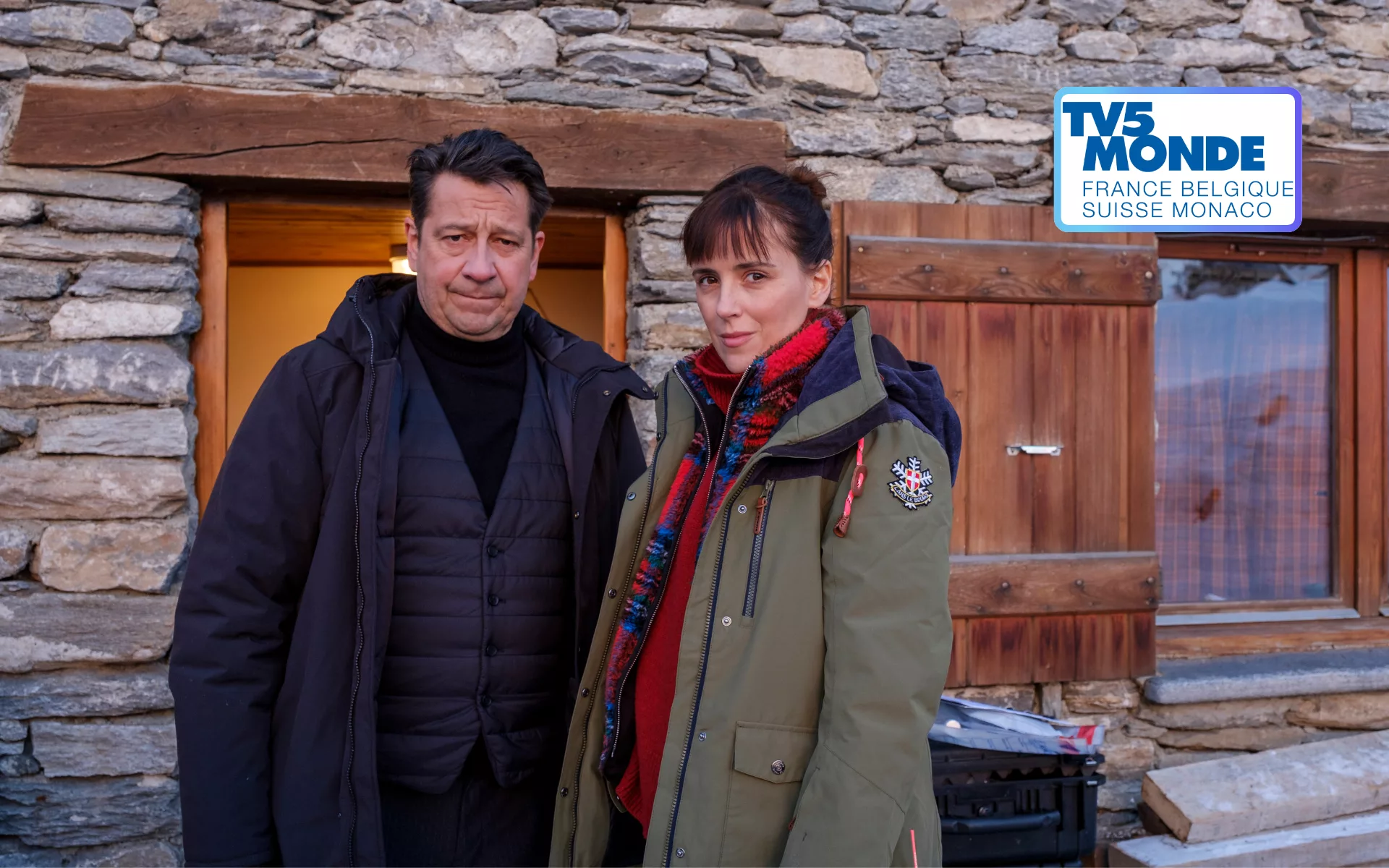 Meurtres en altitude : Noir comme neige s’invite sur TV5MONDE pour une nuit glaciale de suspense