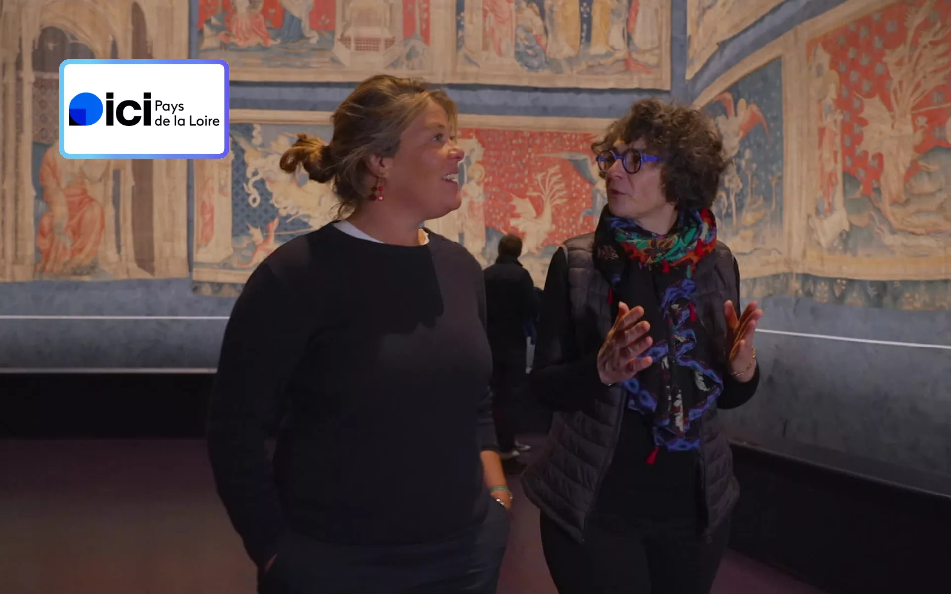 Dromadaires, fantômes et chevaliers : l’incroyable odyssée médiévale d’« Envie dehors ! » en Anjou ce dimanche sur France 3 Pays de la Loire