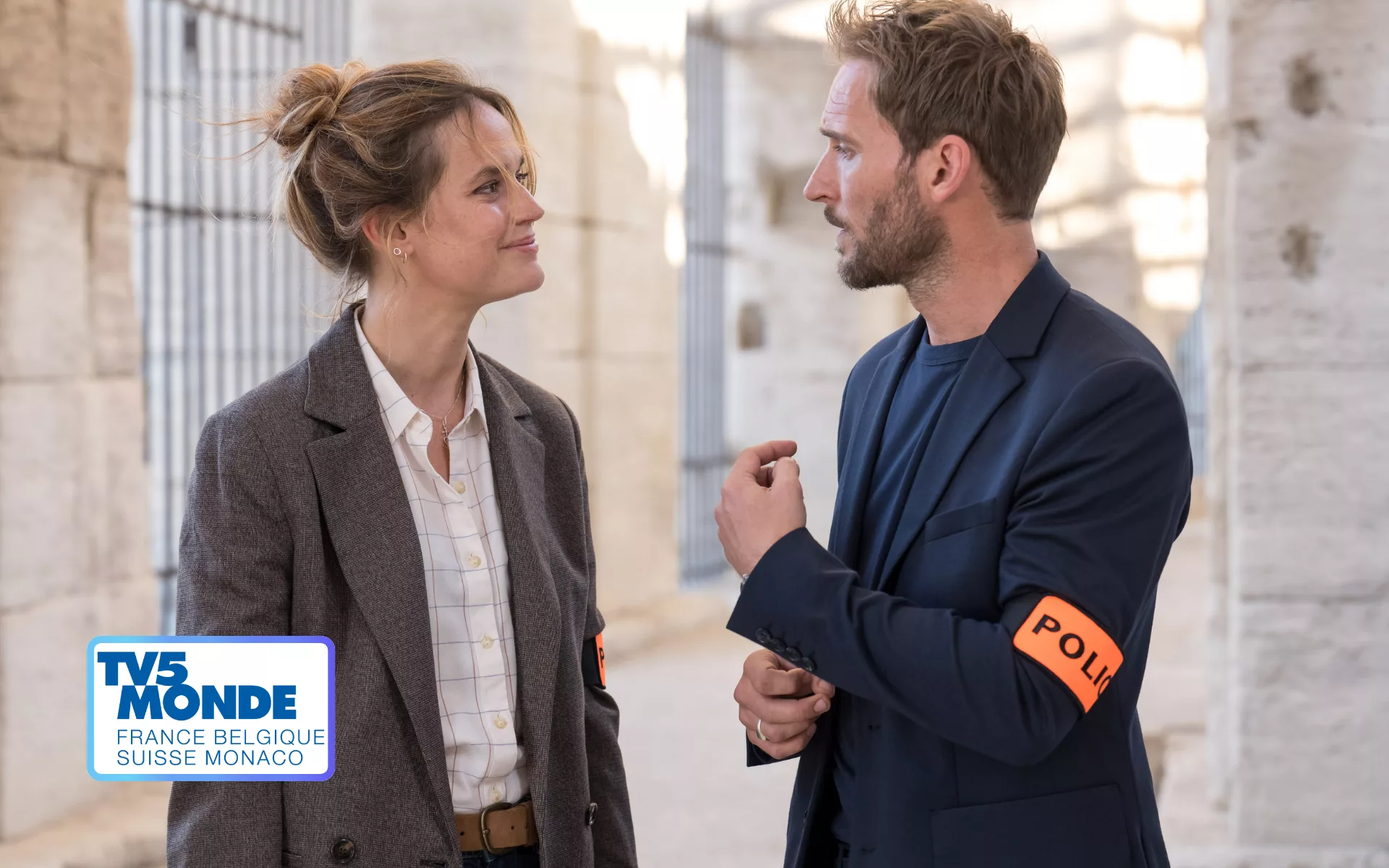 Ce meurtre sous le soleil d’Arles va faire saigner les audiences : ne ratez pas « Meurtres à Arles » ce mardi soir sur TV5MONDE