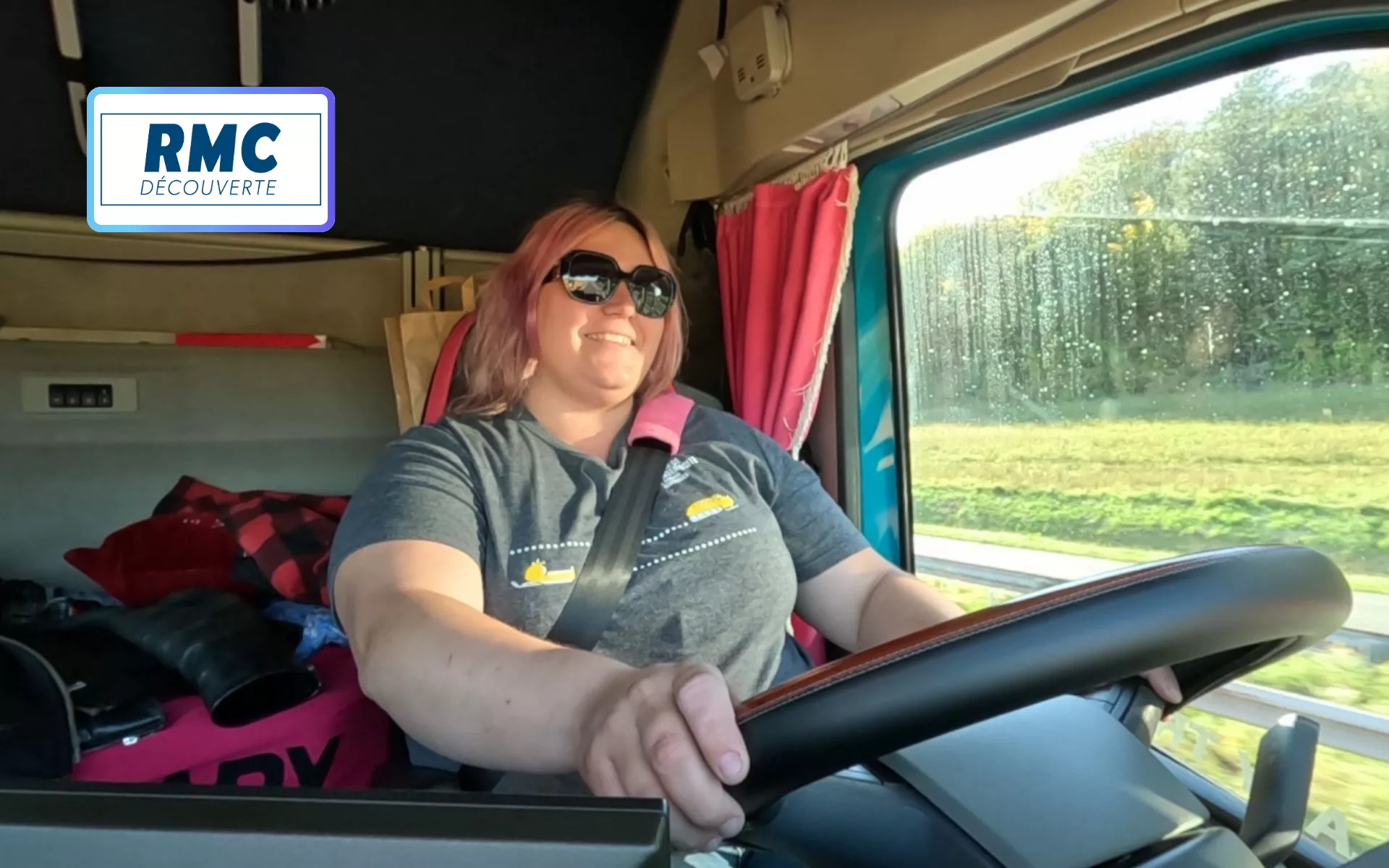 « Les routiers : Profession chauffeur poids lourd » saison 2 : les héroïnes de la route ce soir à 21h10 sur RMC Découverte vont vous scotcher à votre siège