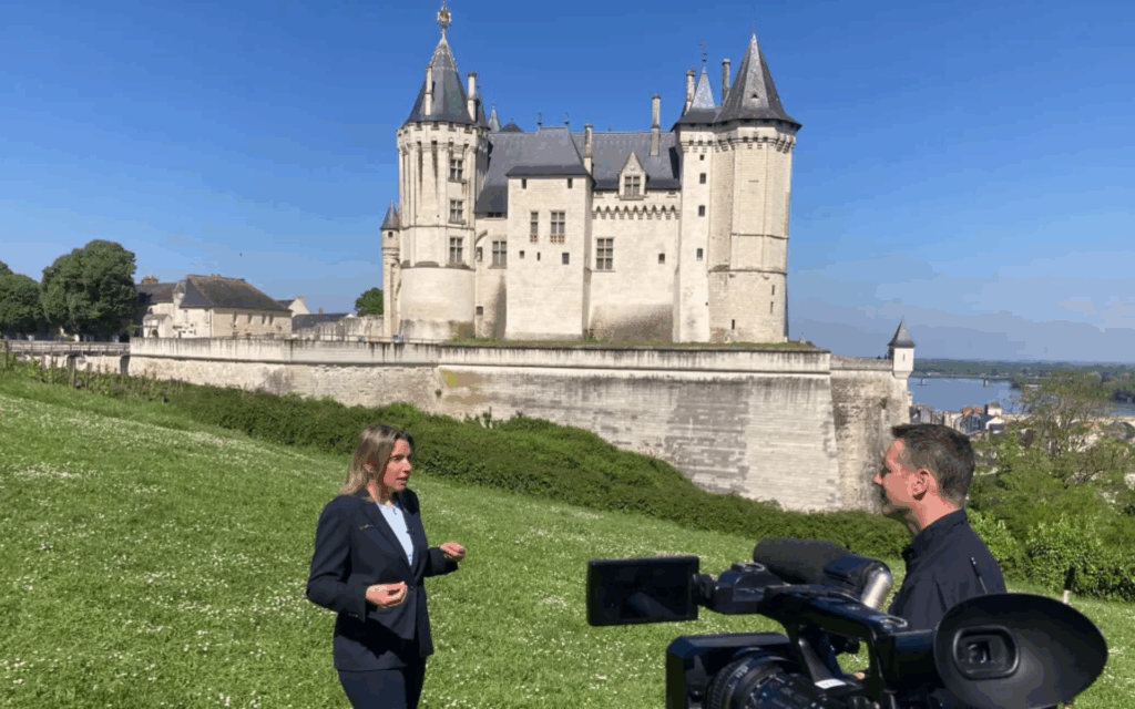 Enquêtes de région Pays de la Loire, l’armée en ordre de marche