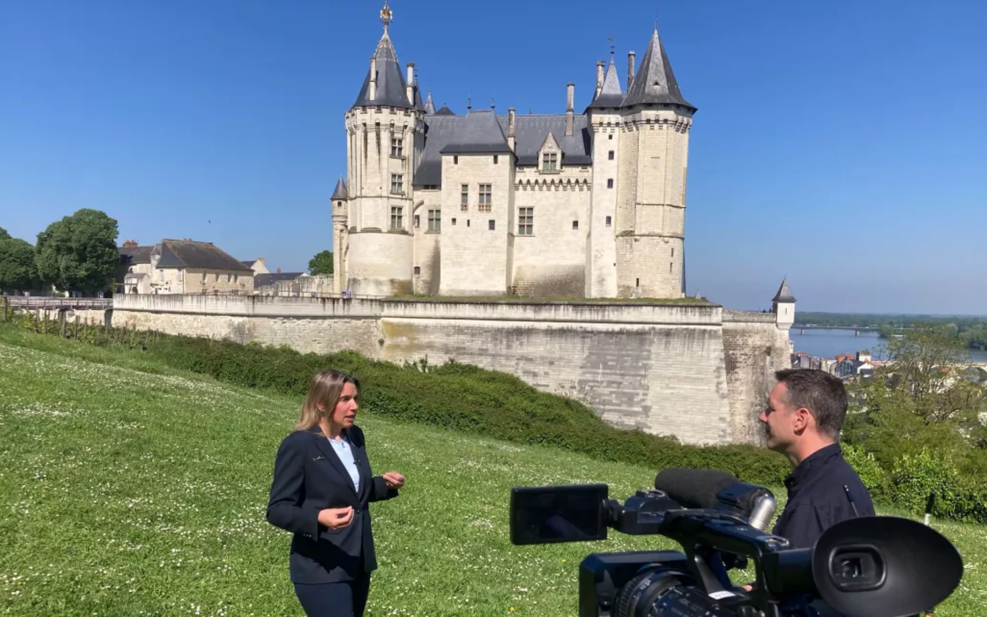 Enquêtes de région Pays de la Loire, l’armée en ordre de marche