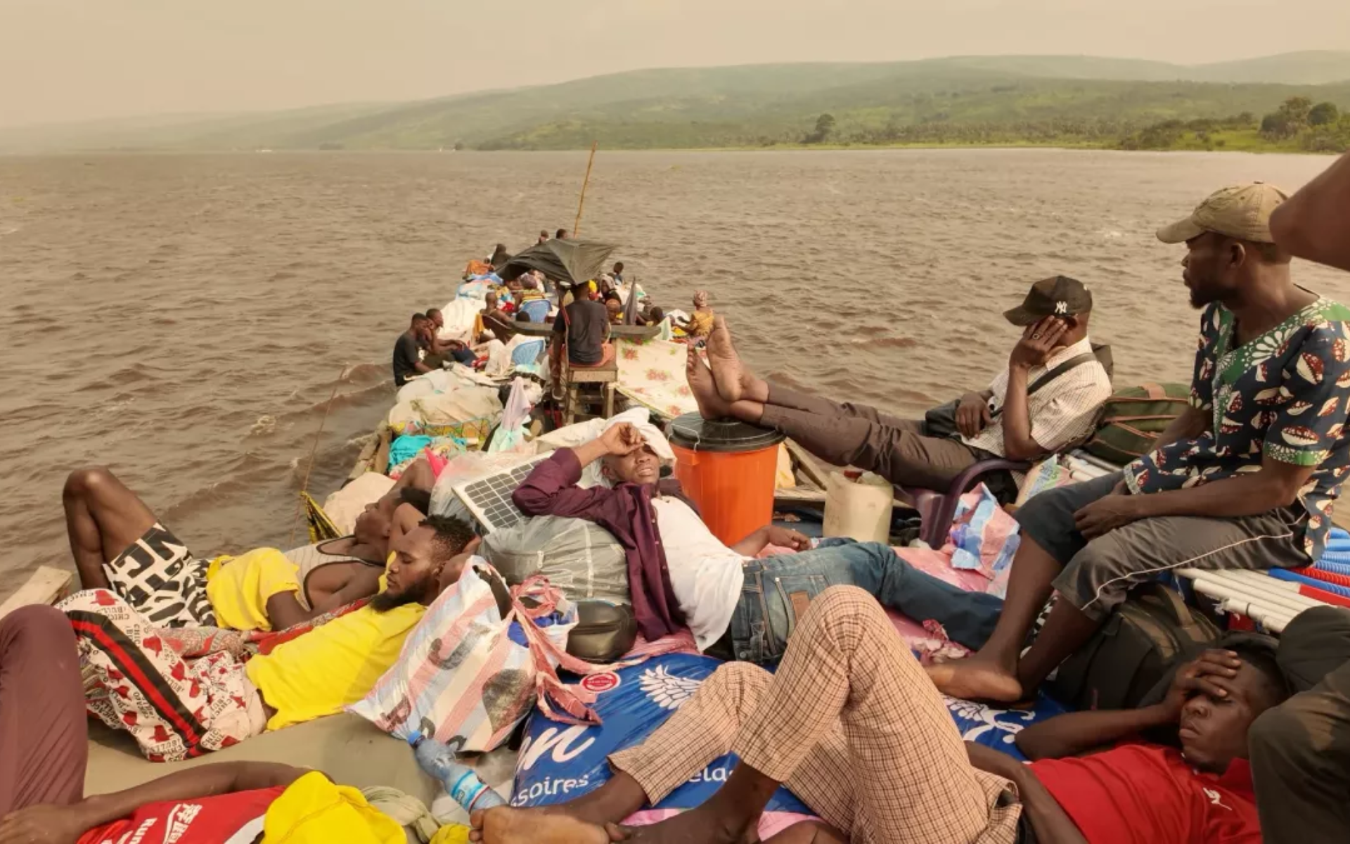Fleuve Congo, au bord du naufrage Les routes de l'impossible