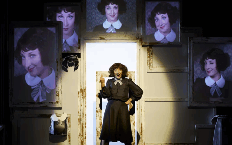 Music-Hall Colette