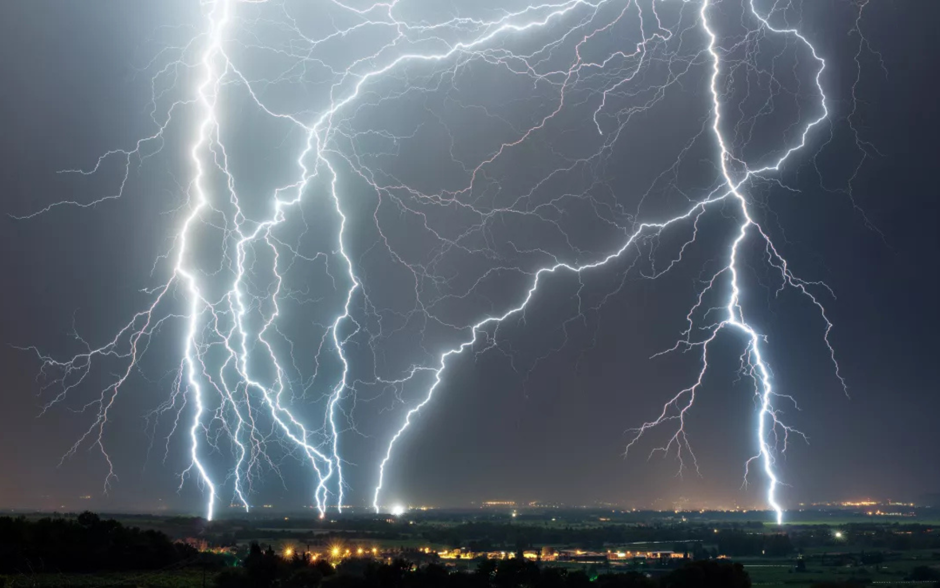 Méga-orages, la nouvelle menace Le monde de Jamy