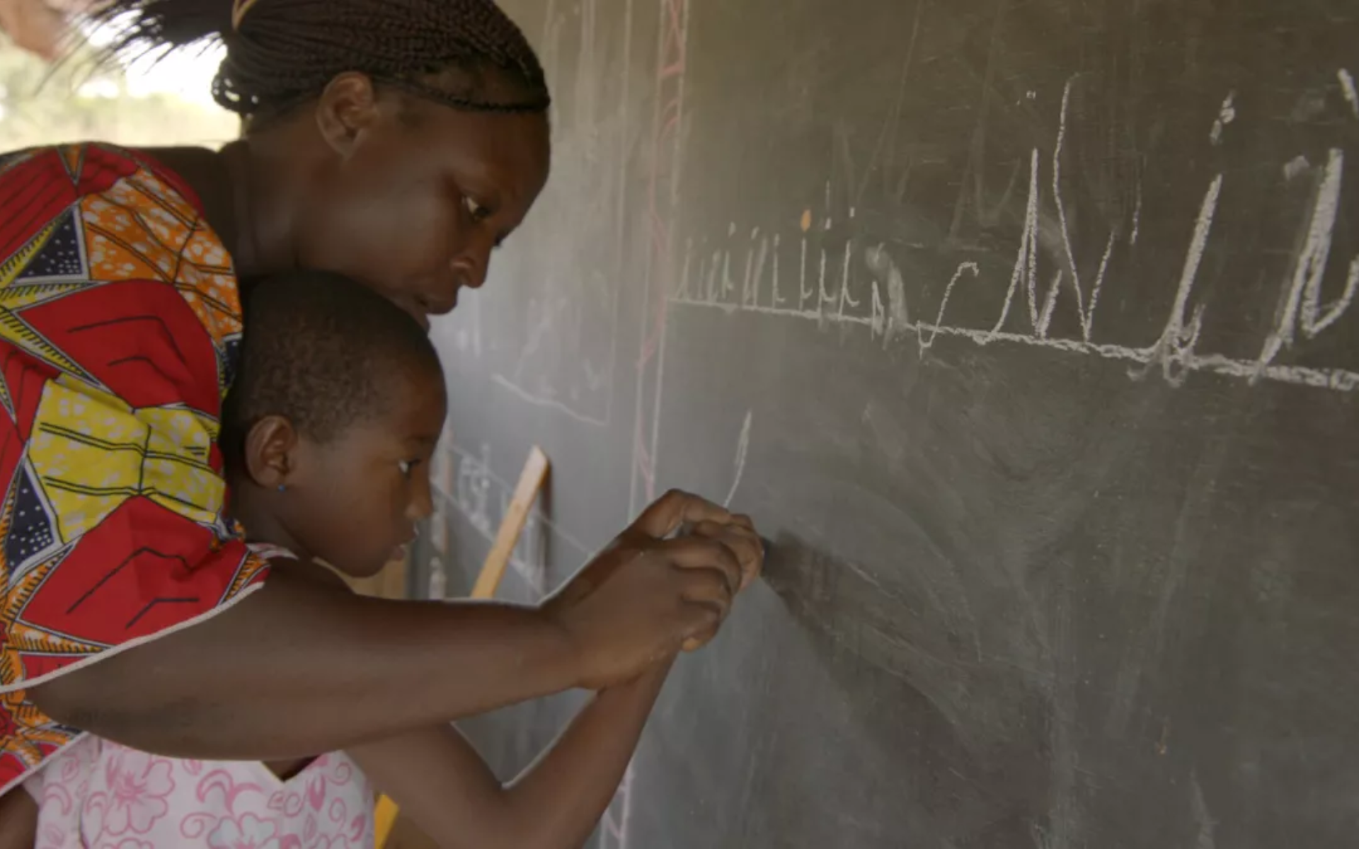 Être prof sur France 4 : un voyage au cœur de l’enseignement à travers le monde