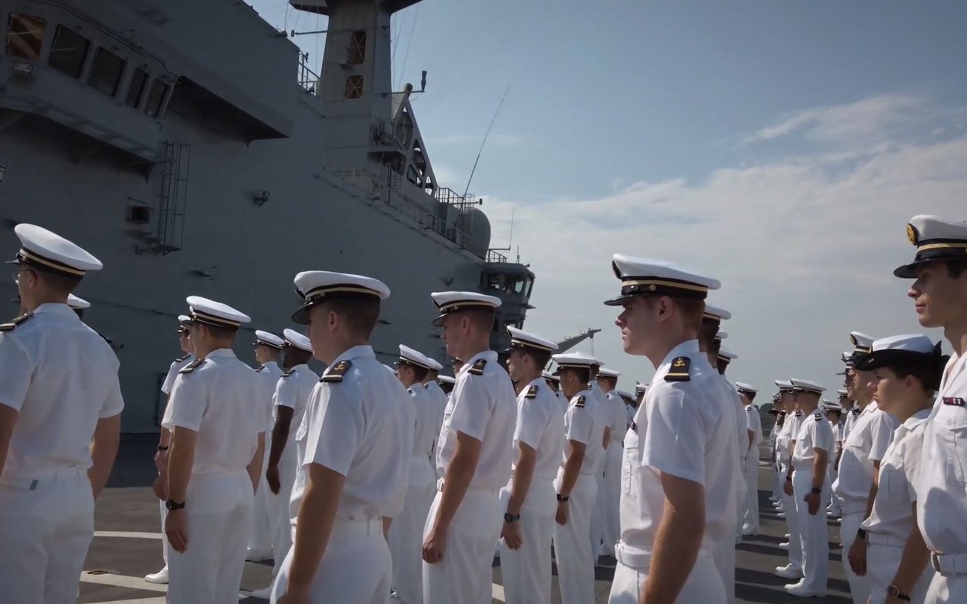 Mission Jeanne d’Arc : cinq futurs officiers embarquent pour une aventure hors du commun sur le Mistral