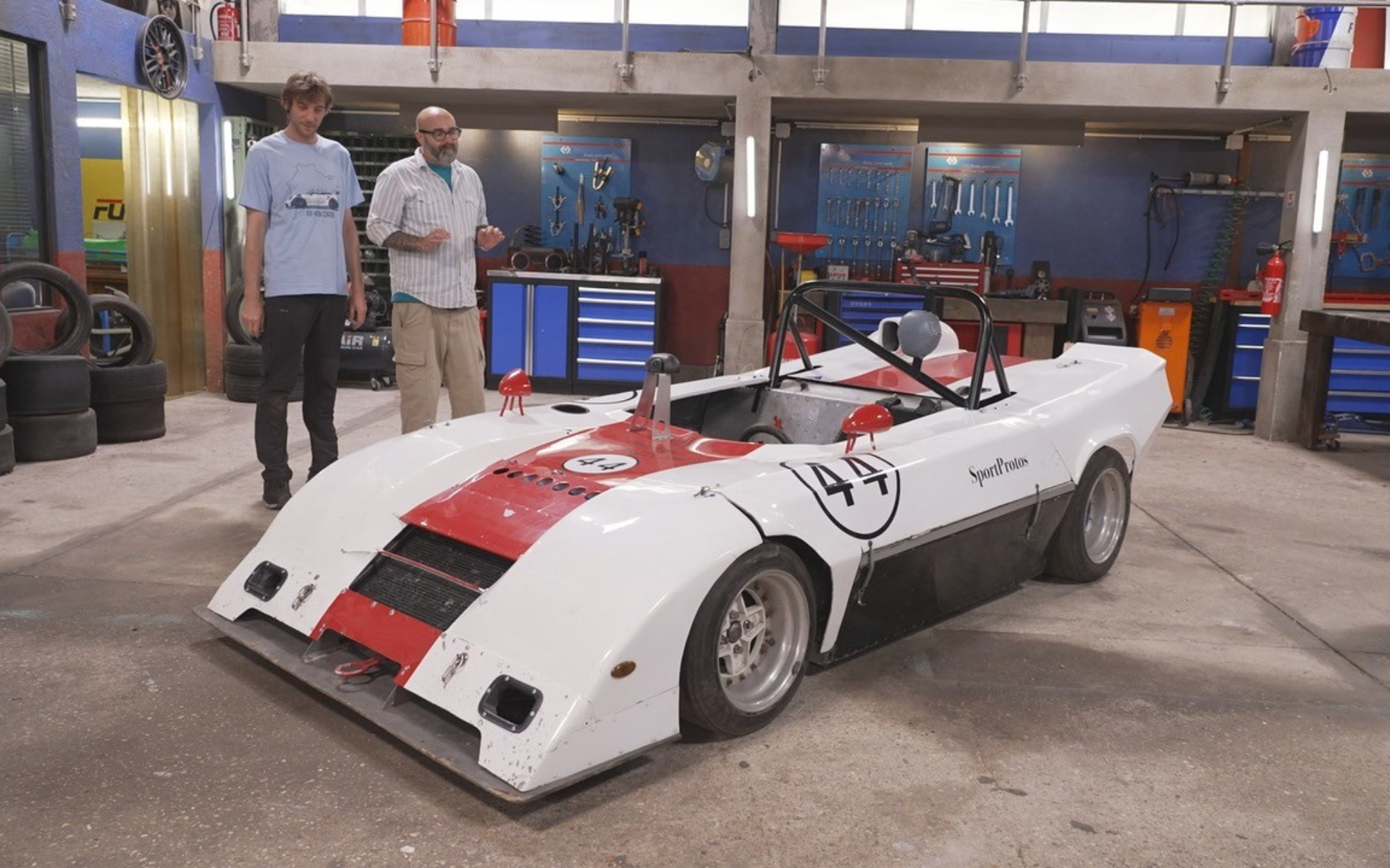 Wheeler Dealers France : une barquette Simkit