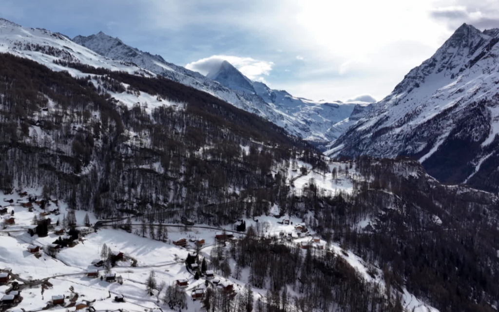 Chroniques d'en haut Val d'Hérens, une montagne de traditions
