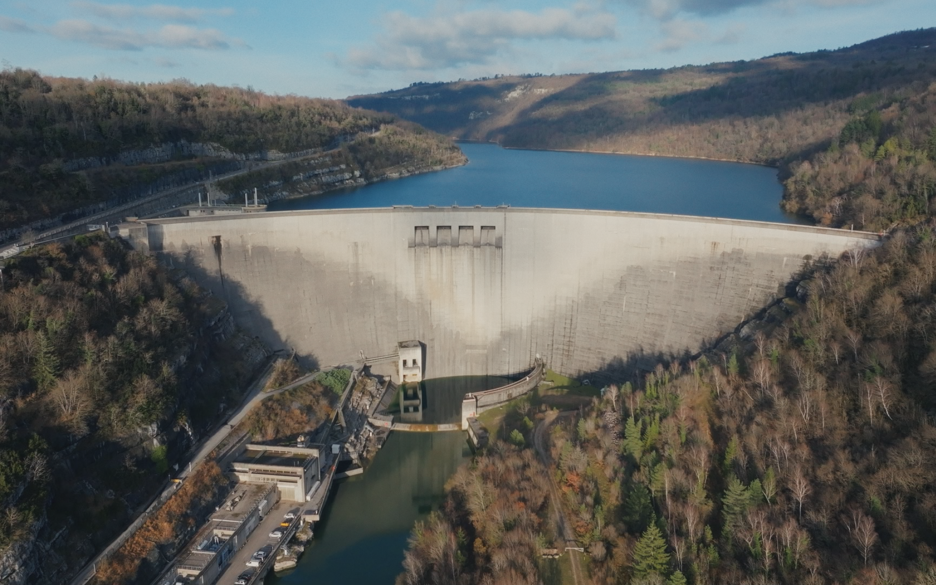 BARRAGE DE VOUGLANS : UN GÉANT SOUS HAUTE SURVEILLANCE