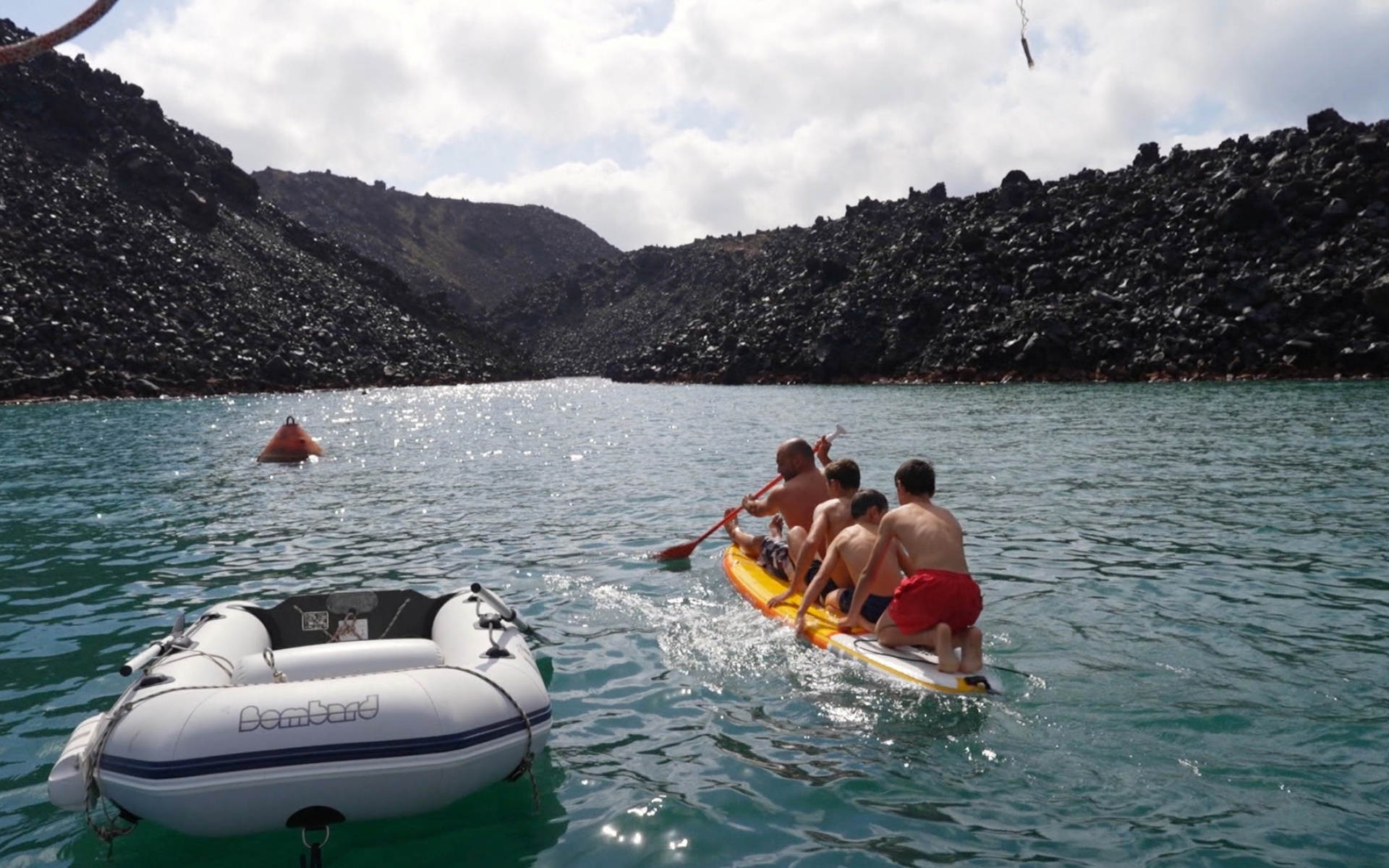 GRANDS REPORTAGES SousTitre LA TENTATION D' UNE ÎLE - ÉPISODE 2