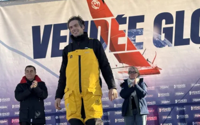 Vendée Arctique : l'hommage à Charlie Dalin