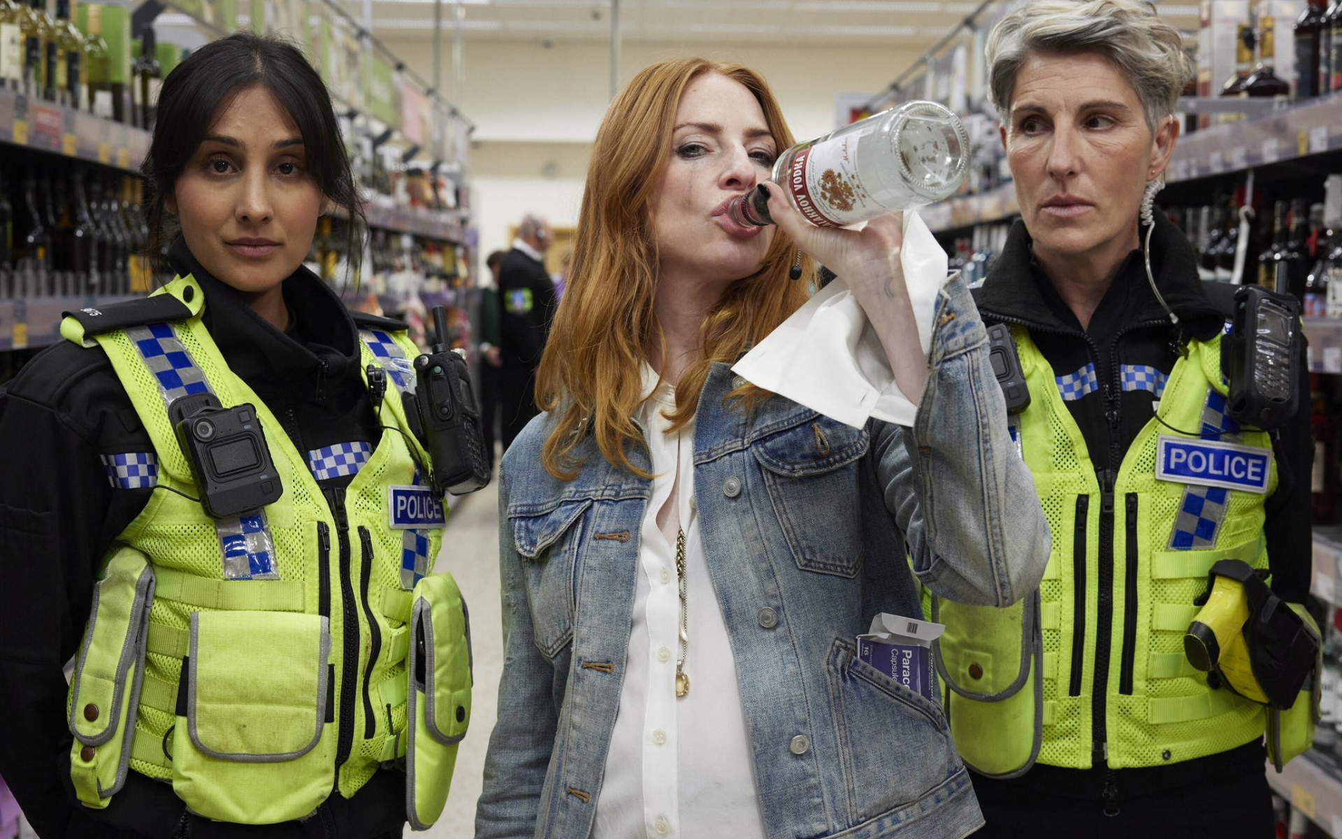 Les actrices de la série Riot Women, dont Joanna Scanlan et Tamsin Greig, réunies pour leur groupe de punk rock sur Téva