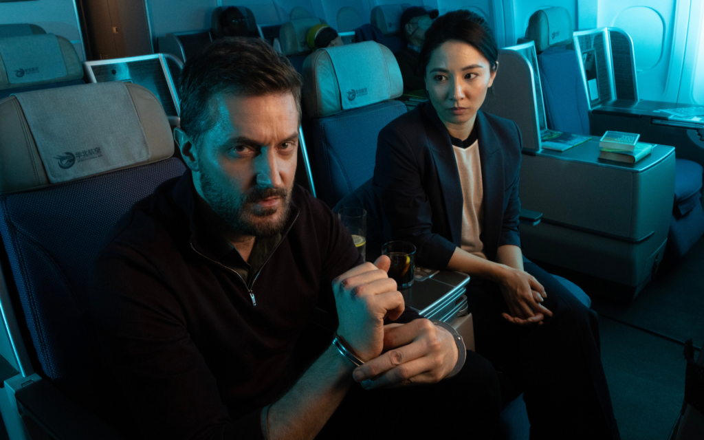 Code Rouge sur France 2 : Richard Armitage et Jing Lusi dans le thriller aérien Red Eye